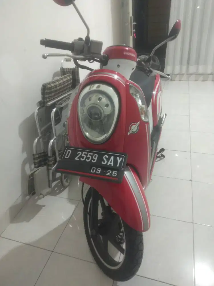 Honda Scoopy 2016