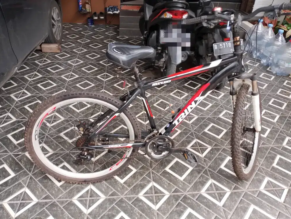 Sepeda MTB Trinx
