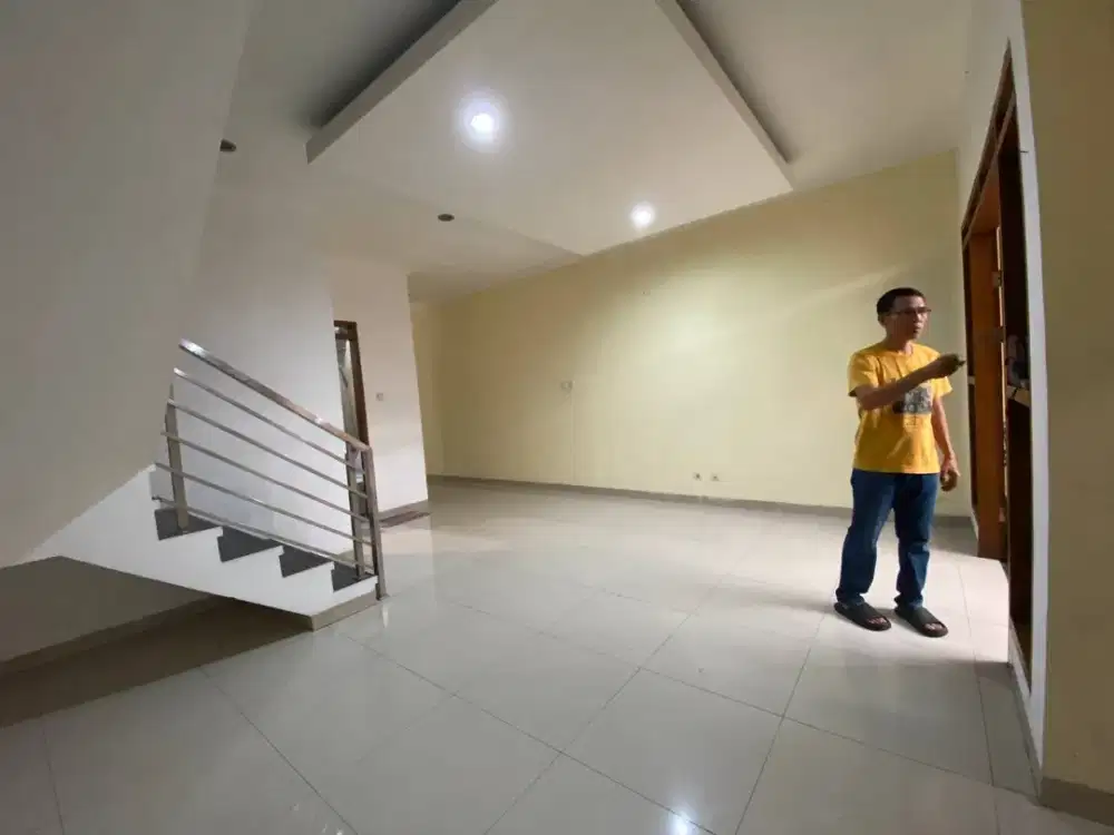 JUAL MURAH RUMAH DI DAERAH BUAH BATU BANDUNG – RUMAH BARU RENOVASI 2 LANTAI SAYAP BURANGRANG | TURUN HARGA BESAR | SHM