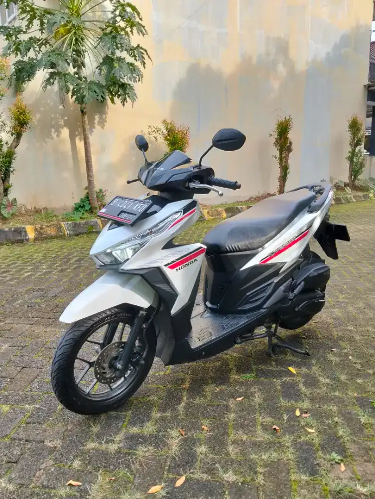 VARIO 125 LED 2017 PUTIH TGN KE 1 ORISINIL MULUS SIAP PAKAI