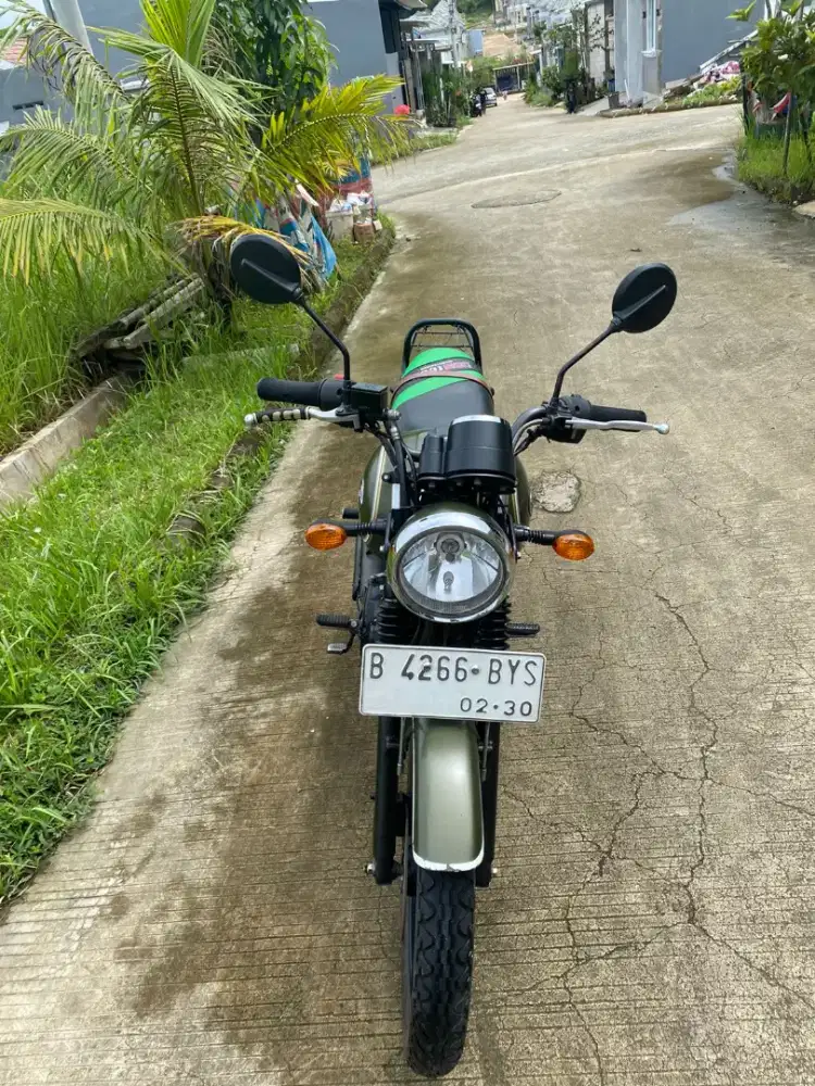 Kawasaki w175 se 2020