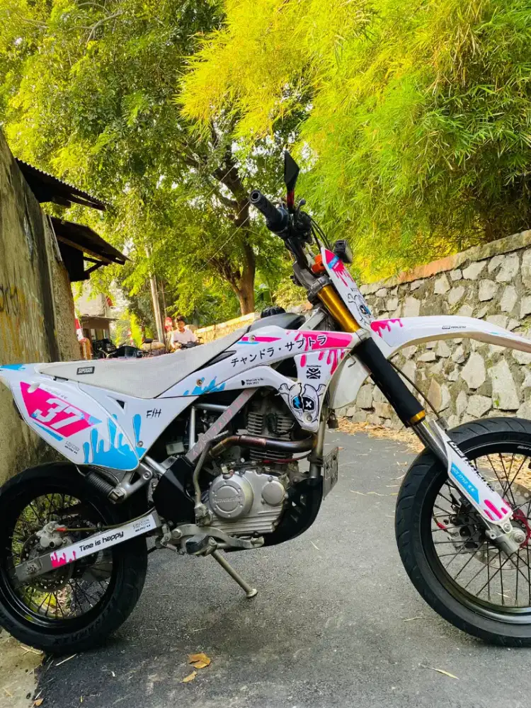 Kawasaki KLX BF 150cc Modif Supermoto Tahun 2021