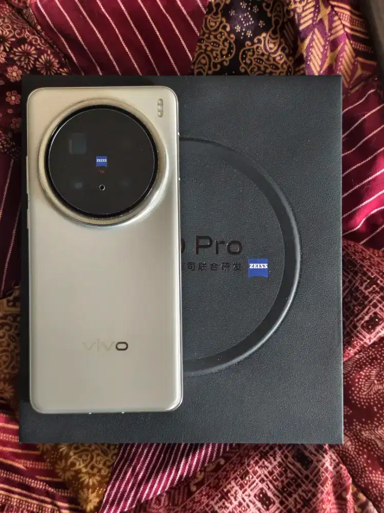 Vivo X200 Pro Silver 12/256 mulus