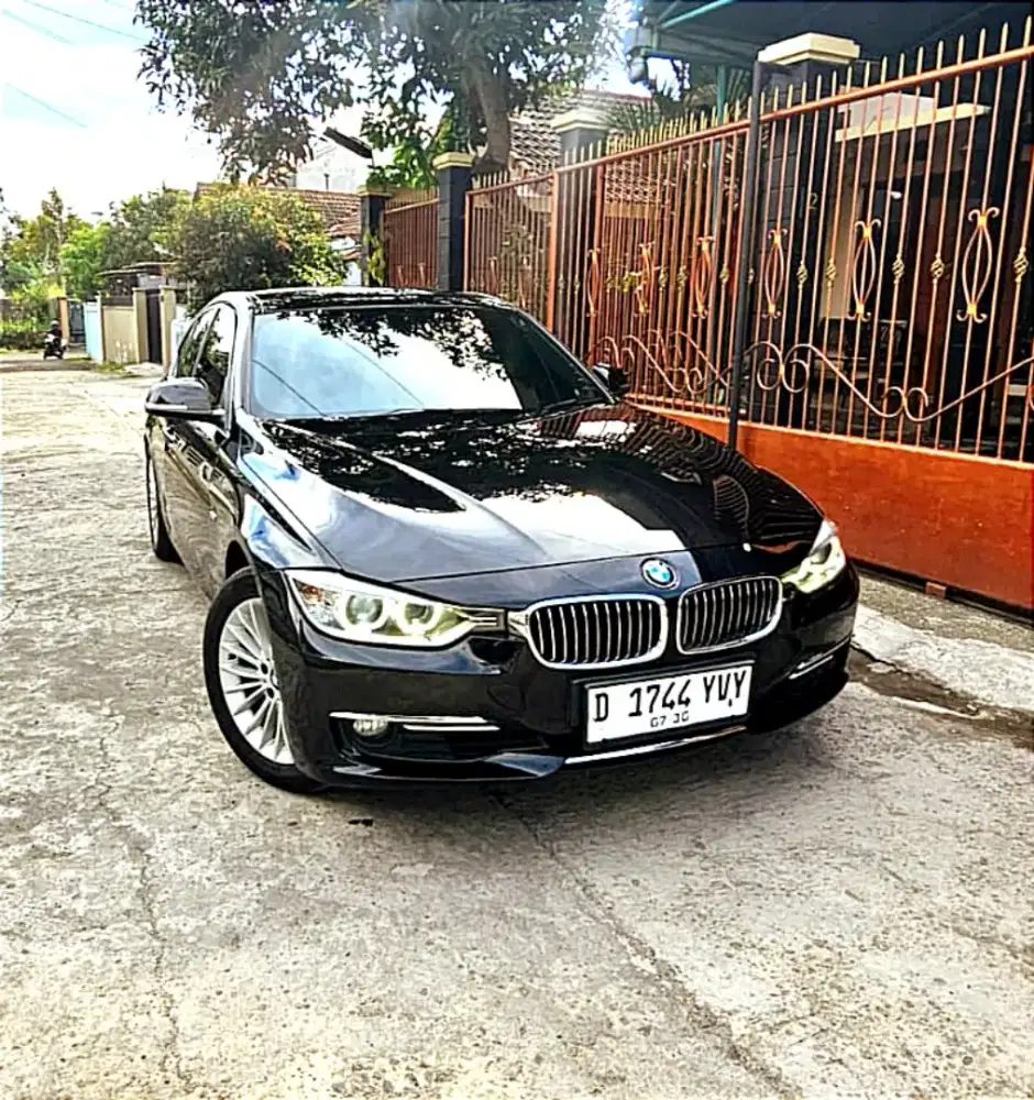 Jual BMW 320i F30 Luxury Tahun 2015