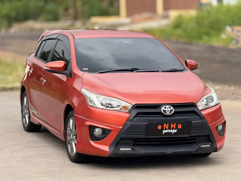 Dp 11 JT.. Toyota Yaris TRDs 1.5 A/T 2014.. eNHa garage Semarang..