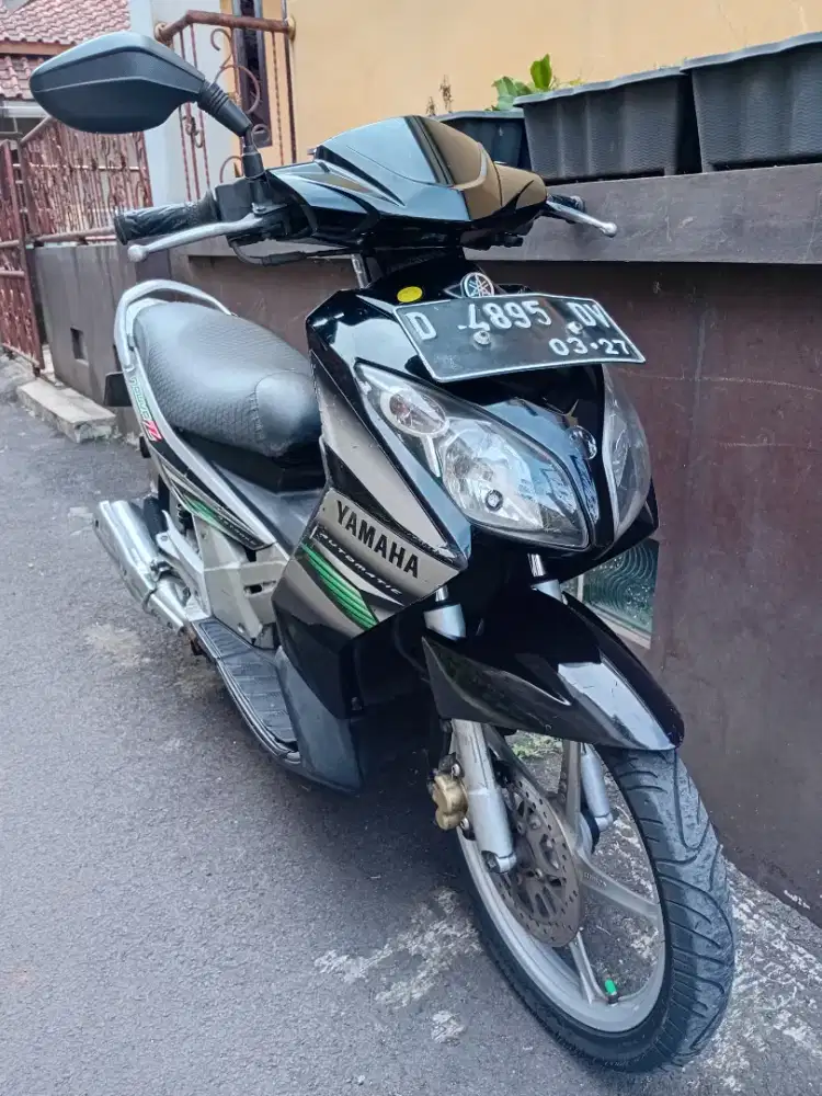 Yamaha Nouvo Z Tahun 2005