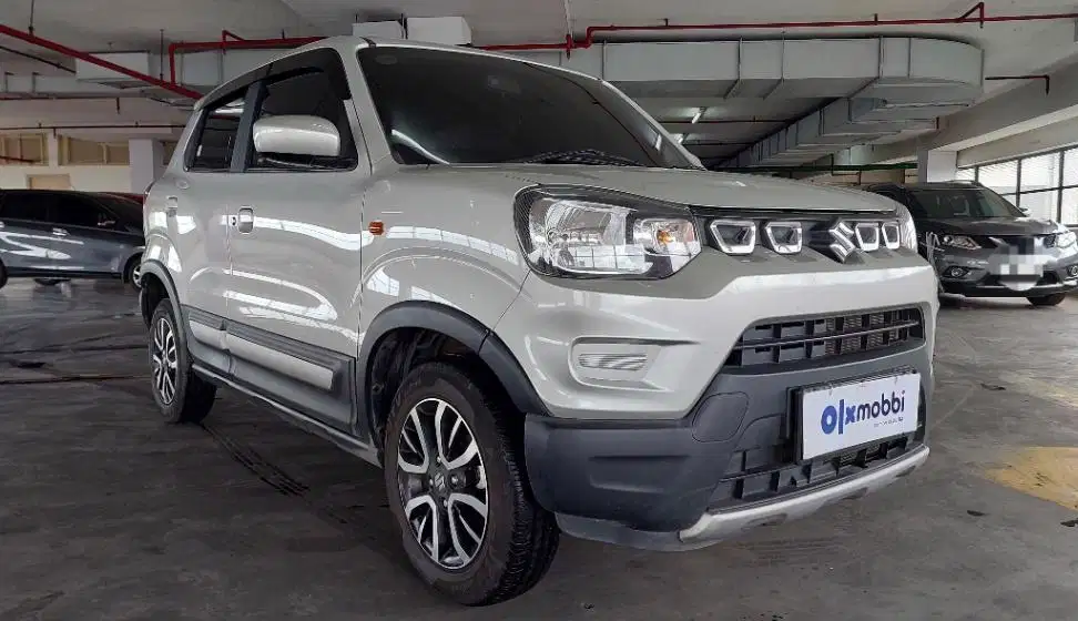 TDP 7,JT Suzuki S-Presso 1.0 Bensin-MT Abu-Abu 2024