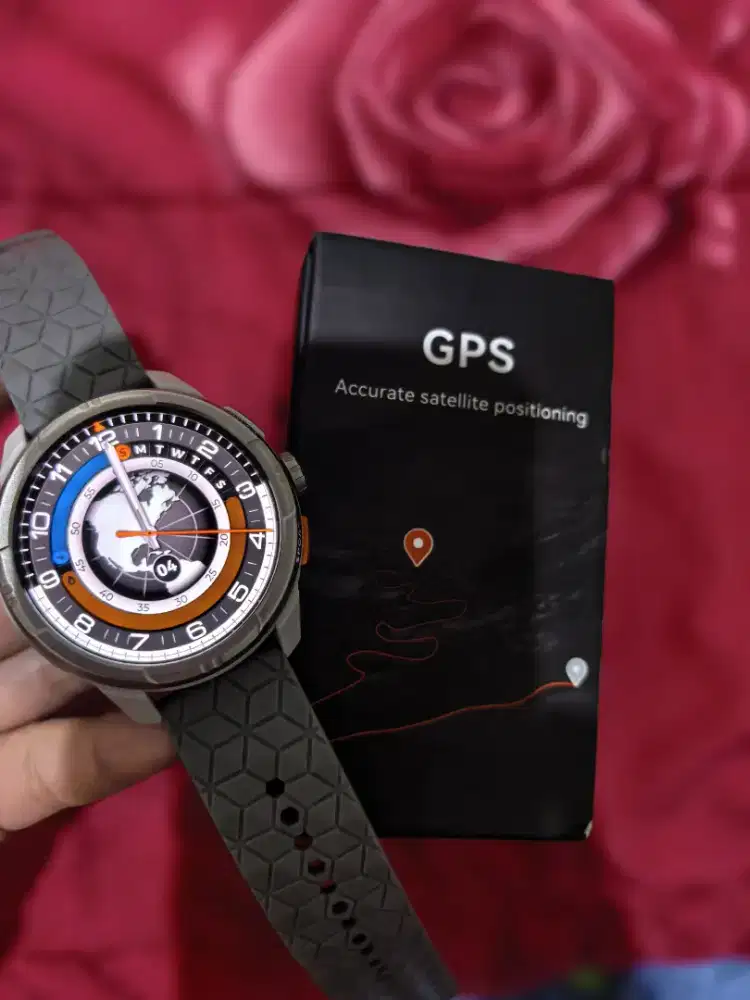 Smartwatch HayLou SOLAR ULTRA bisa untuk renang dan GPS lari akurat