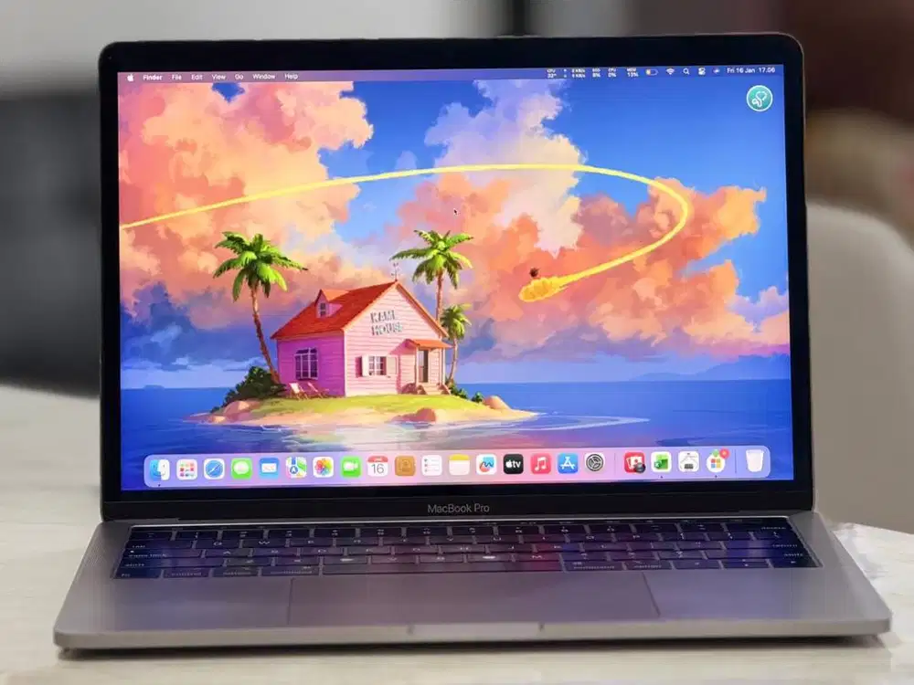 MacBook Pro Touch Bar 2018 Intel Core i7 RAM 16/256GB 13inch Retina