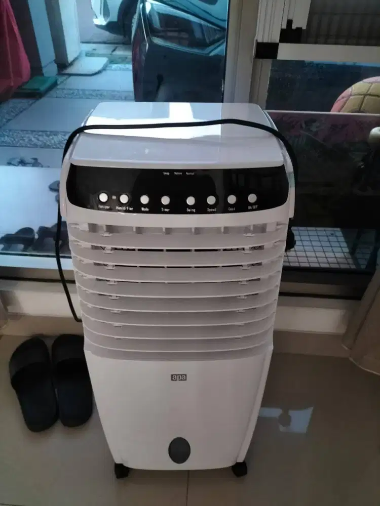 Air Cooler Merk APA 10 Liter Air Jarang Pakai kondisi 95%