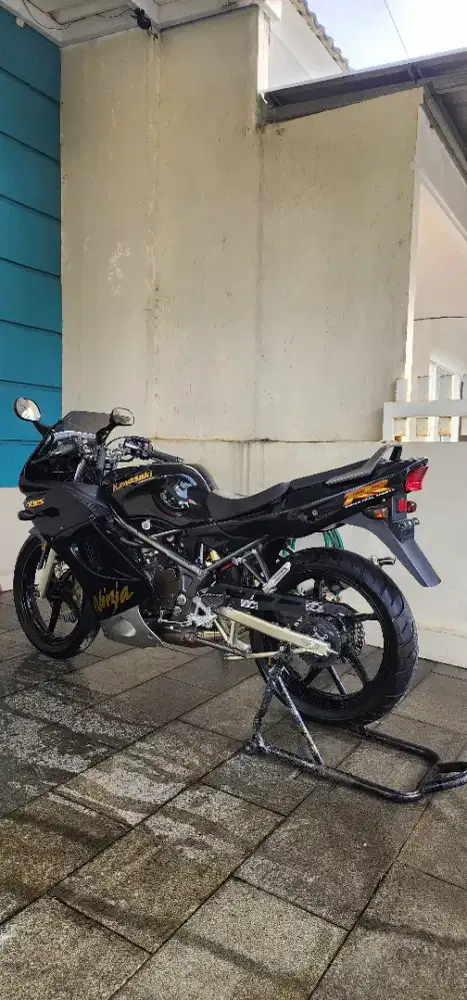 Ninja RR 2008 Hitam