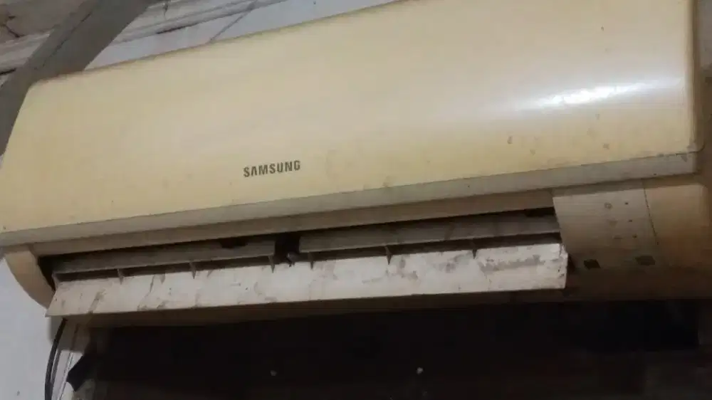AC Samsung rusak