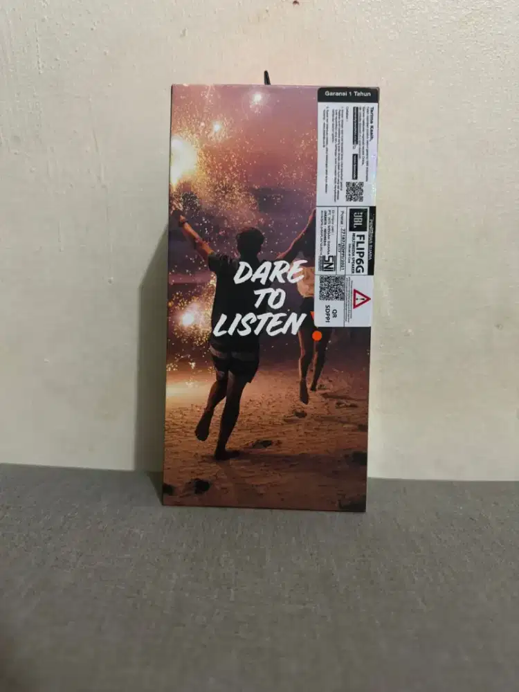 JBL Flip 6 portable speaker