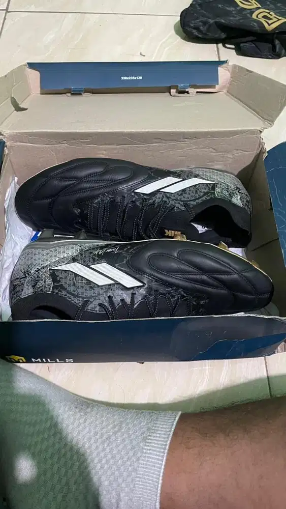 Sepatu Sepak Bola Mills MK Elite fg