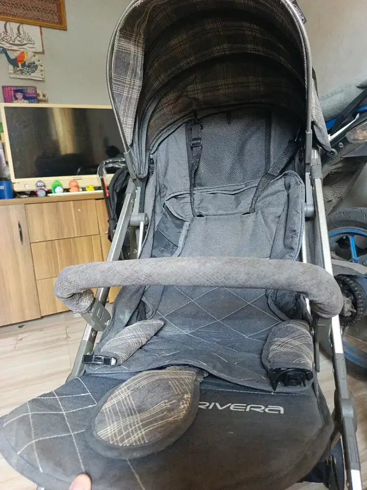 Stroller Bayi Merk Pliko Rivera