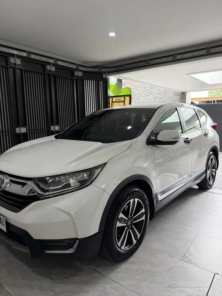 CR-V turbo prestige 2020 Tangan pertama dari baru