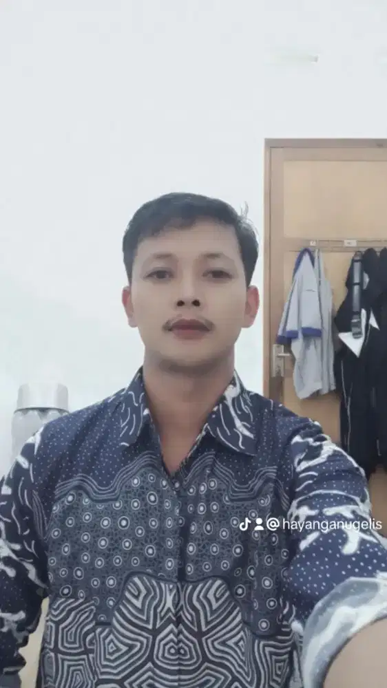 Tetep berusaha  cari kerja yang ccok di hati