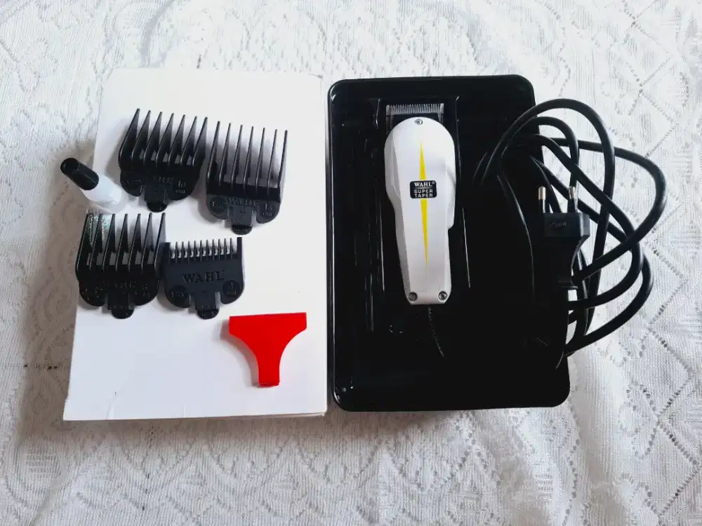 Dijual Clipper WAHL ORI, FREE Clipper Kemei masih baru.
