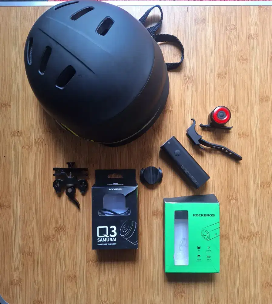 Helm Lampu Sepeda Rockbross BU !!!