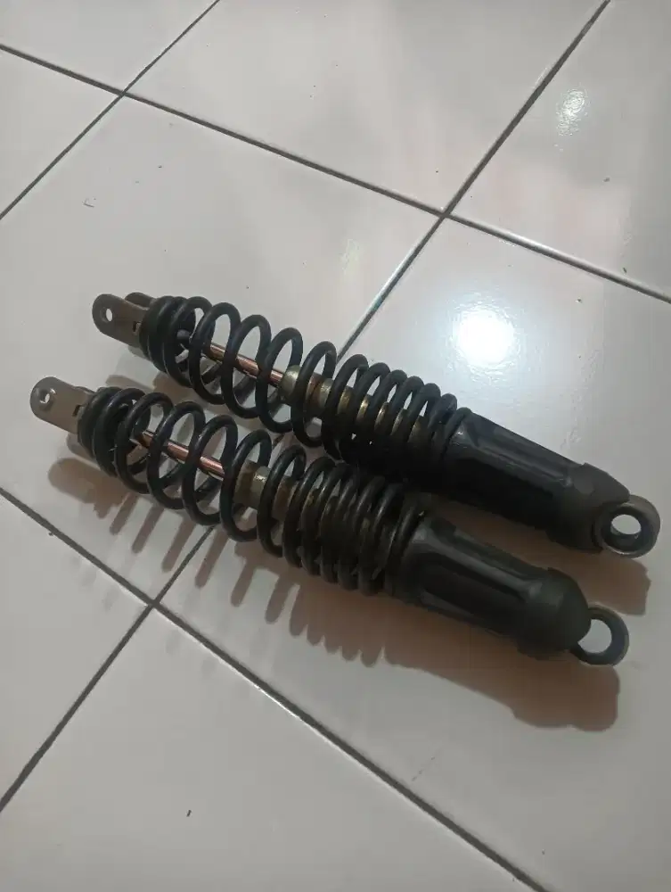Shock breaker aerox