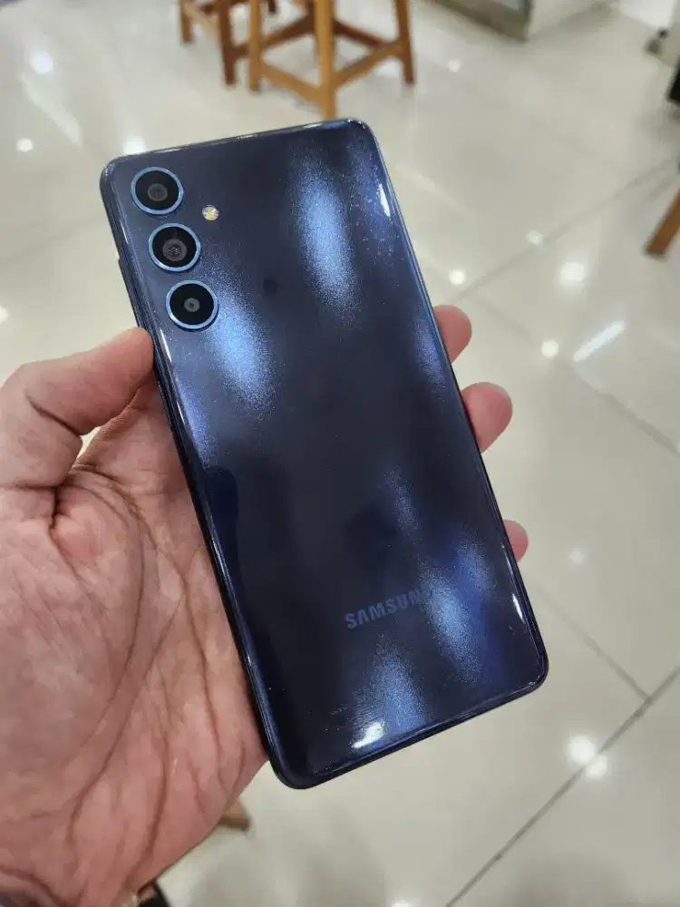 Samsung m54 8/256 jaringan 5G resmi Indonesia