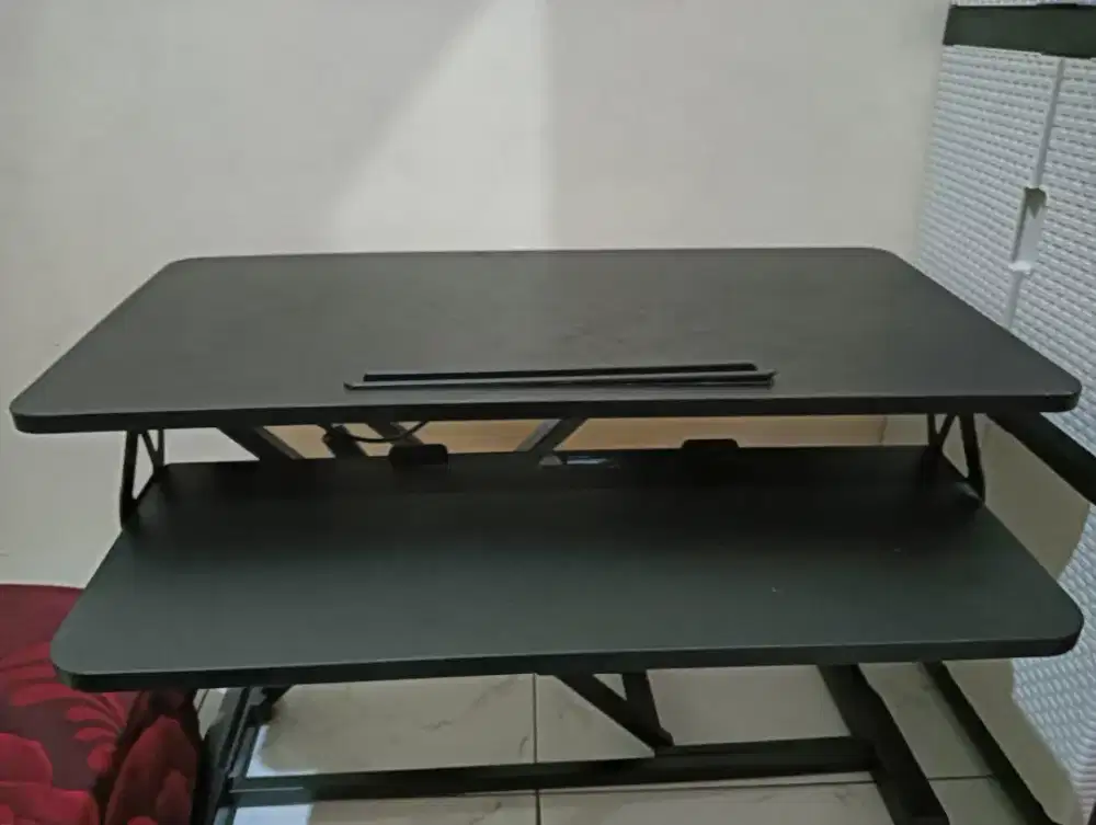 Dijual meja komputer