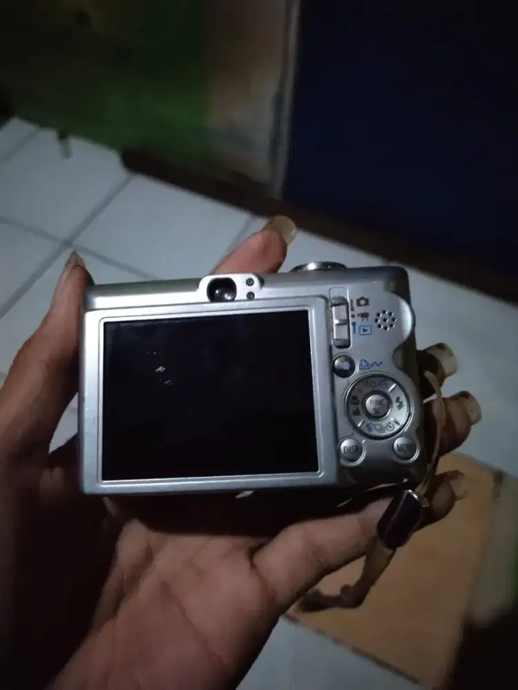 Canon Ixus 55 Zoom lens 3X 5.0 Mega Pixel