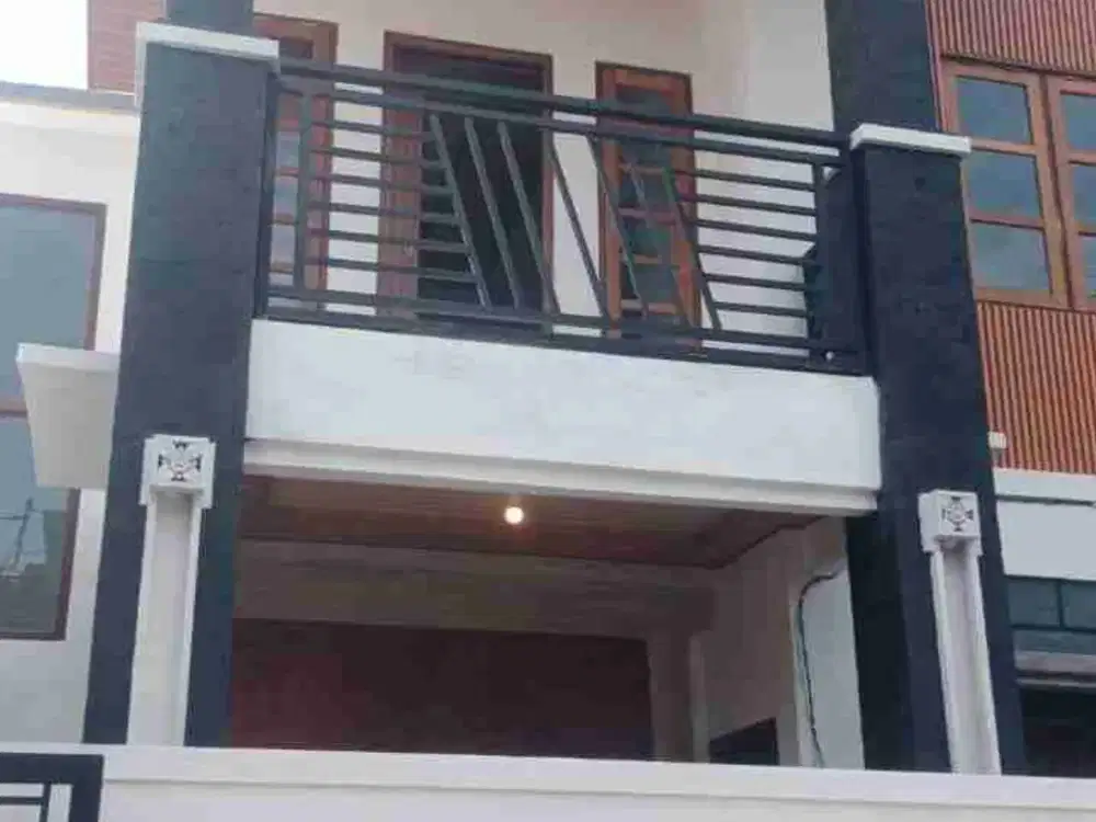 dijual rumah lantai 2 dalung