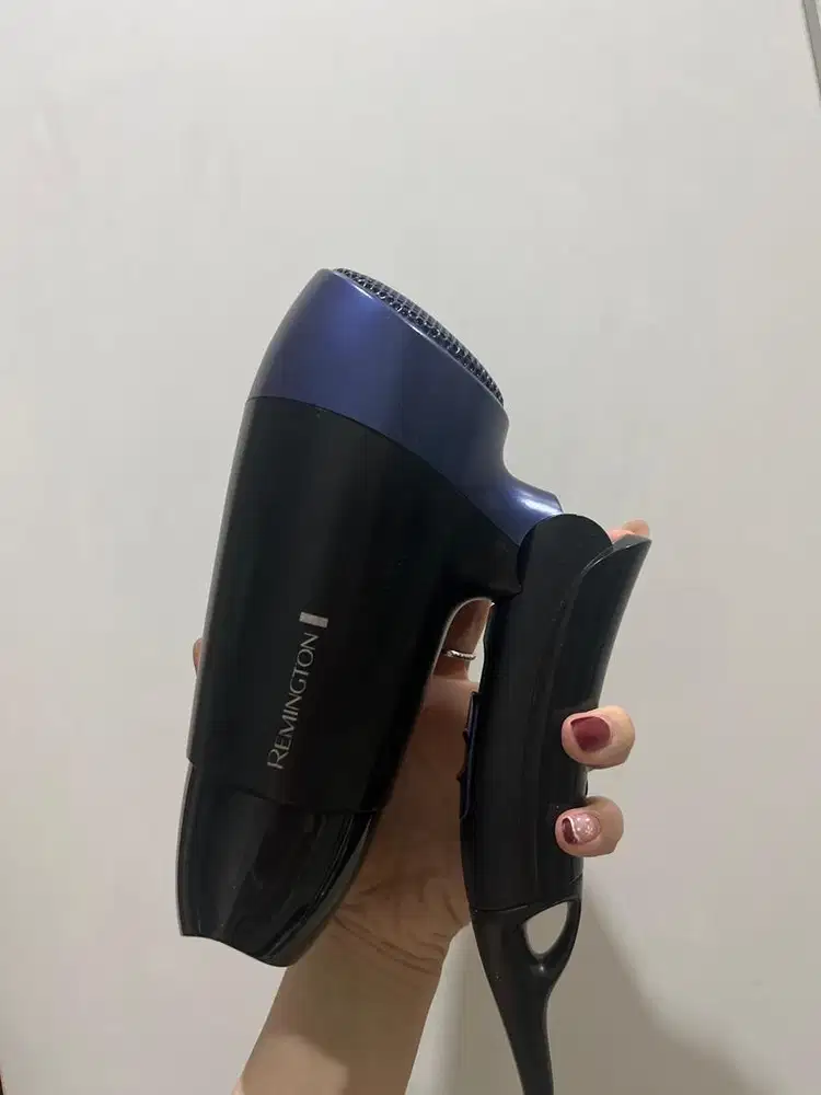 PENGERING RAMBUR / HAIRDRYER REMINGTON