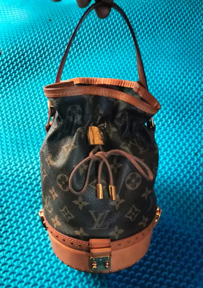 Louis Vuitton Petit trunk monogram