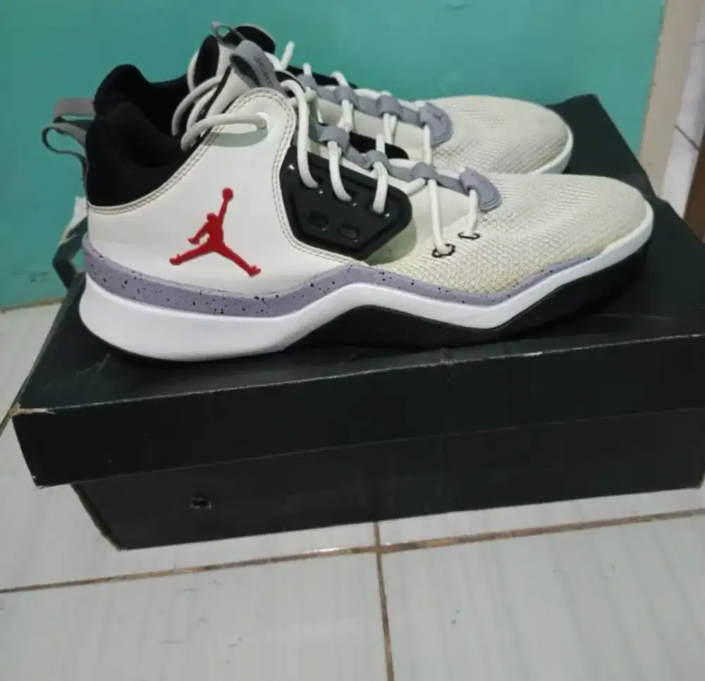 Sepatu Nike Jordan