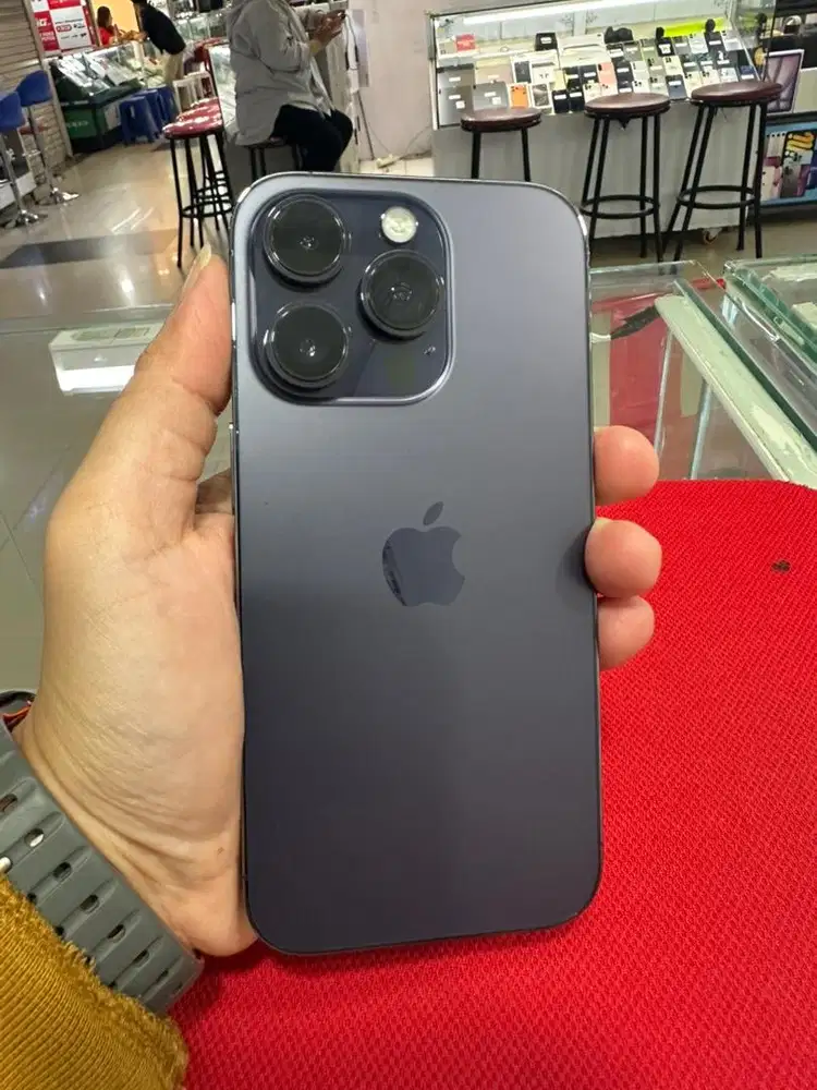 Iphone 14 Pro 256gb Deep Purple Ex iBox Lengkap Mulus