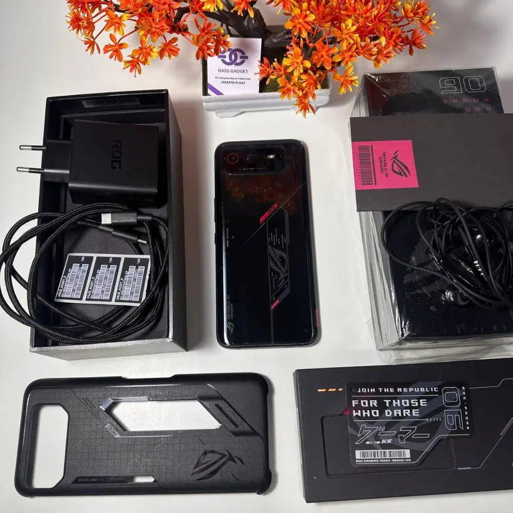 ASUS ROG PHONE 6 8/256GB FULLSET