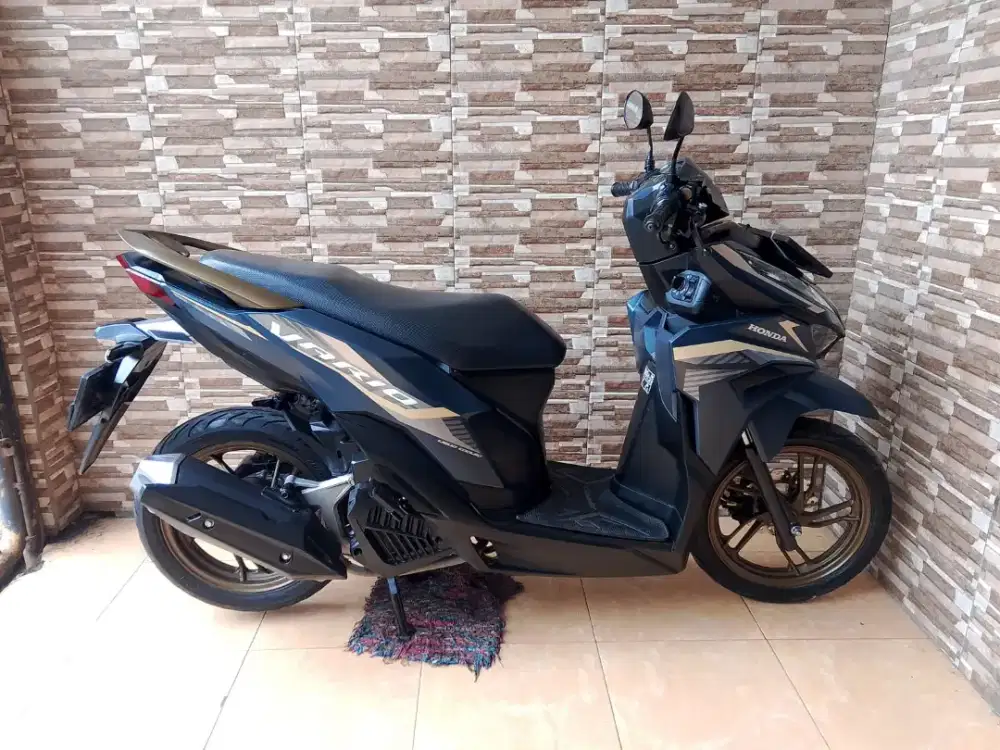 Vario 125 2023 SE ISS keyless