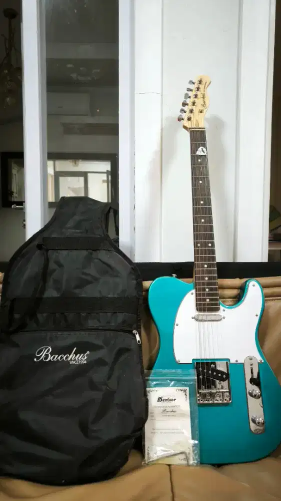 Dijual Gitar Bacchus BTE 1R Universe Series Second Like New