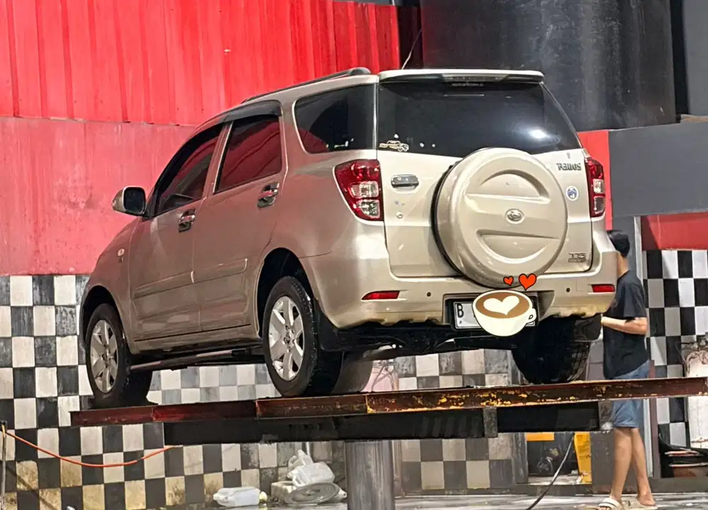 Daihatsu Terios 2010 Bensin