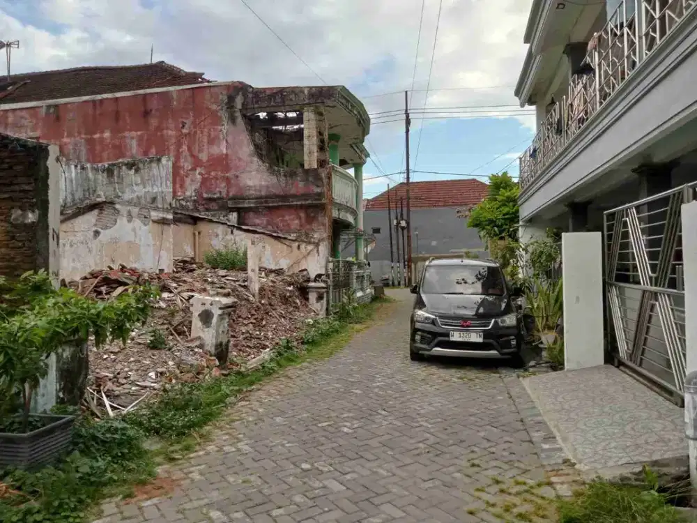 dijual rumah baru 2 unit inden 3 bulan lokasi perum tropodo inda waru sidoarjo