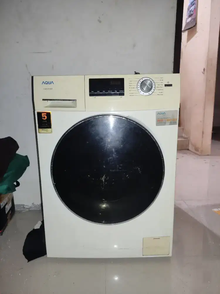 Mesin cuci Aqua front loading