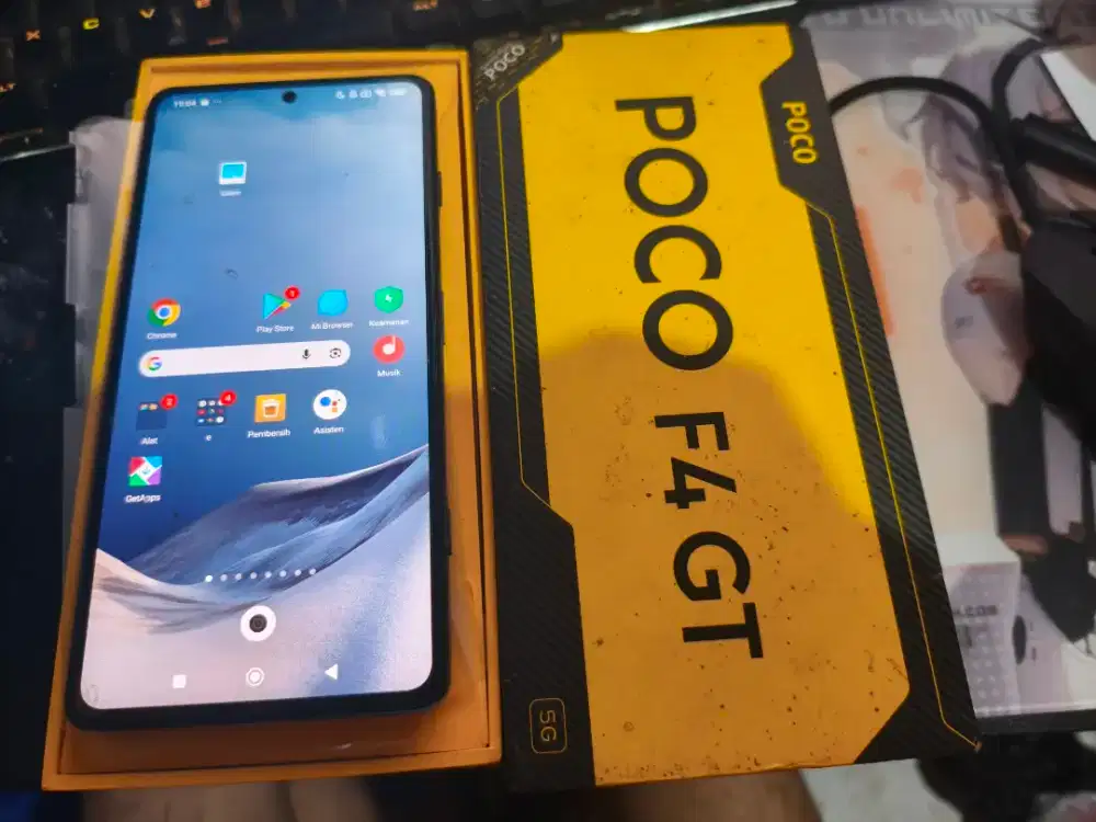 Poco F4 GT 12Gb 256Gb Black Edition Fullset Kondisi Normal