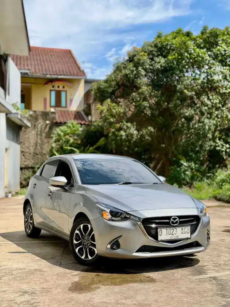 Mazda 2 R Tahun 2017 Matic