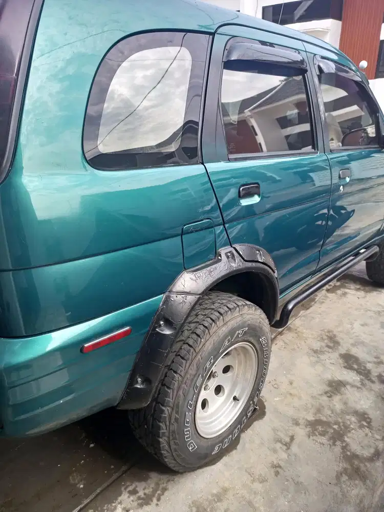 Daihatsu Taruna 2000 Bensin