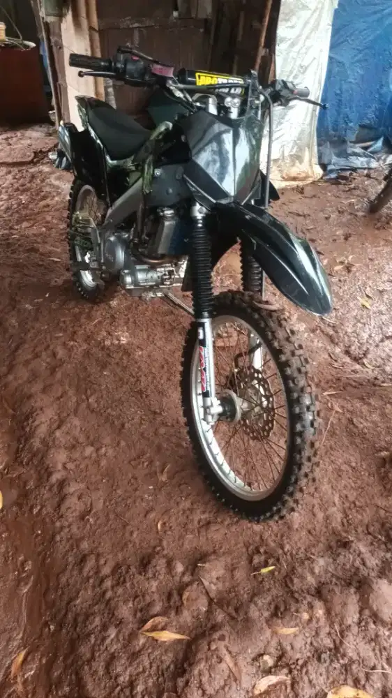 Jual butuh vixion trail