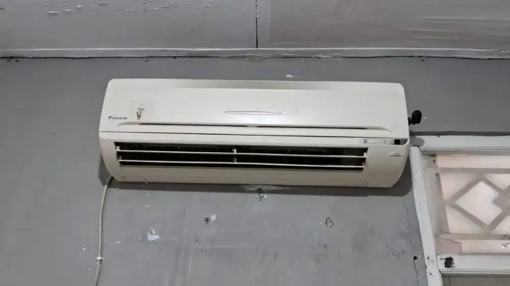 AC Daikin 1/2 PK Dingin