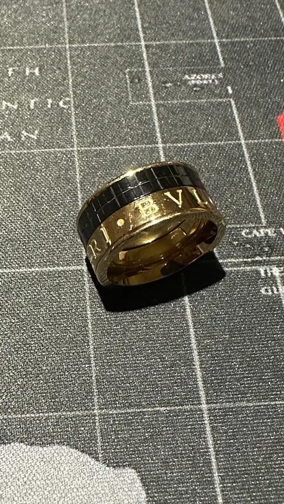 Cincin BVLGARI rolling hongkong