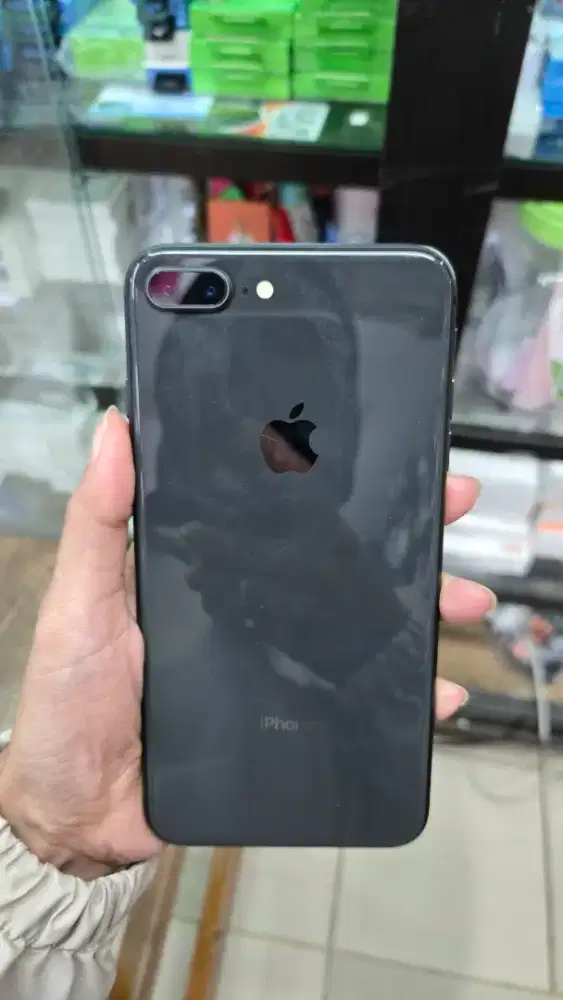 Dijual iphone 8plus wify only