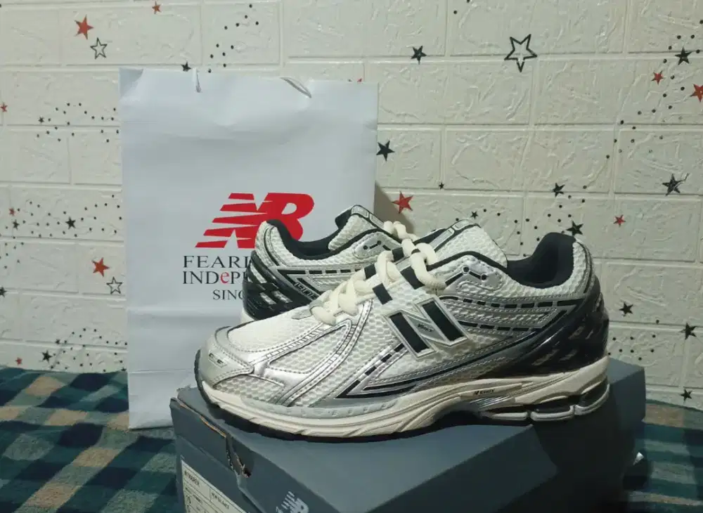 Sepatu NB 1906R size fit 43