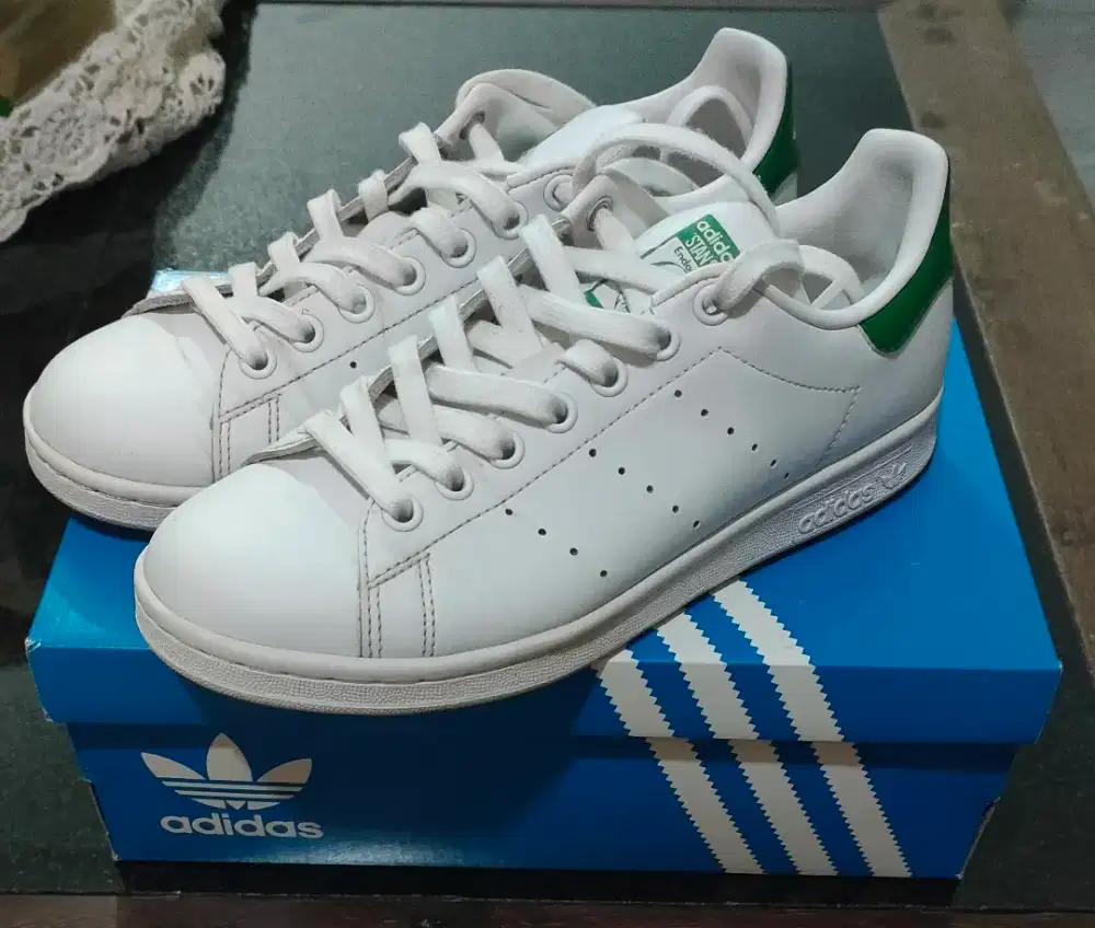 Sepatu Adidas Stan Smith