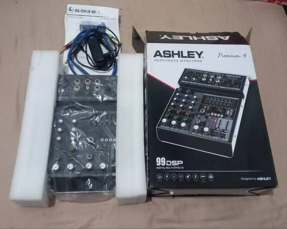 Mixer Ashley Premium 4 & Mic Ashley i300