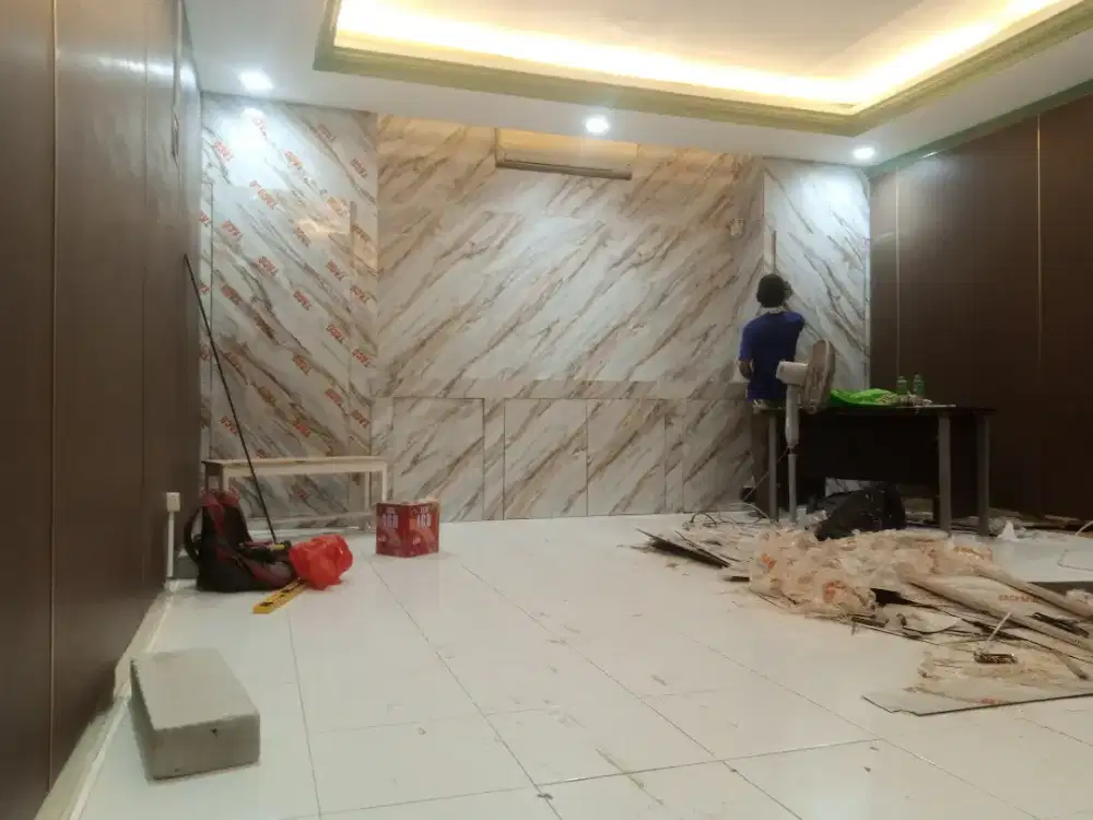 Tukang bangunan harian/borongan