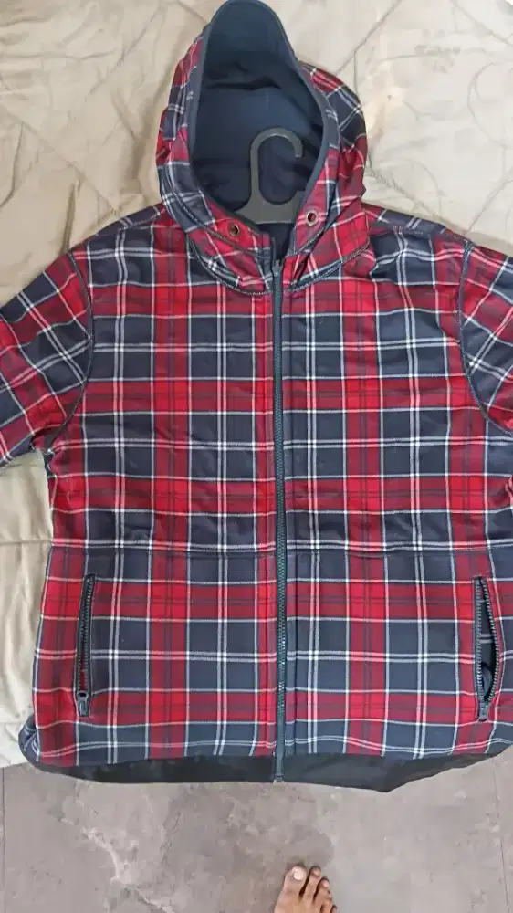 Jacket Tebal Nyaman buat riding atau ketempat dingin banyak kantong